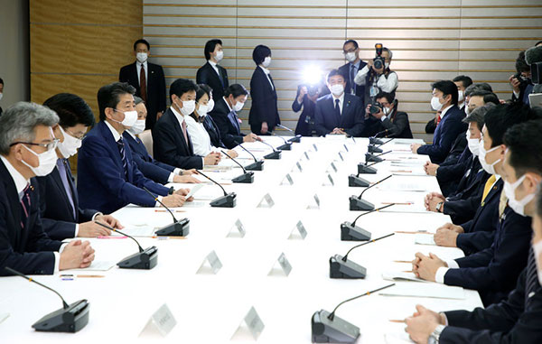 日本政府宣布將逐步放寬入境限制政策！ 